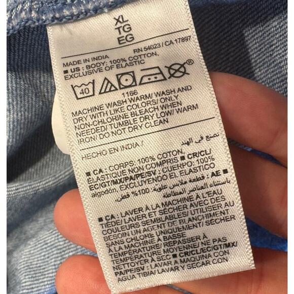 Old Navy Dress Women’s Size XL Square Neck MIDI Sleeveless Smocked Denim Coastal - Picture 8 of 8